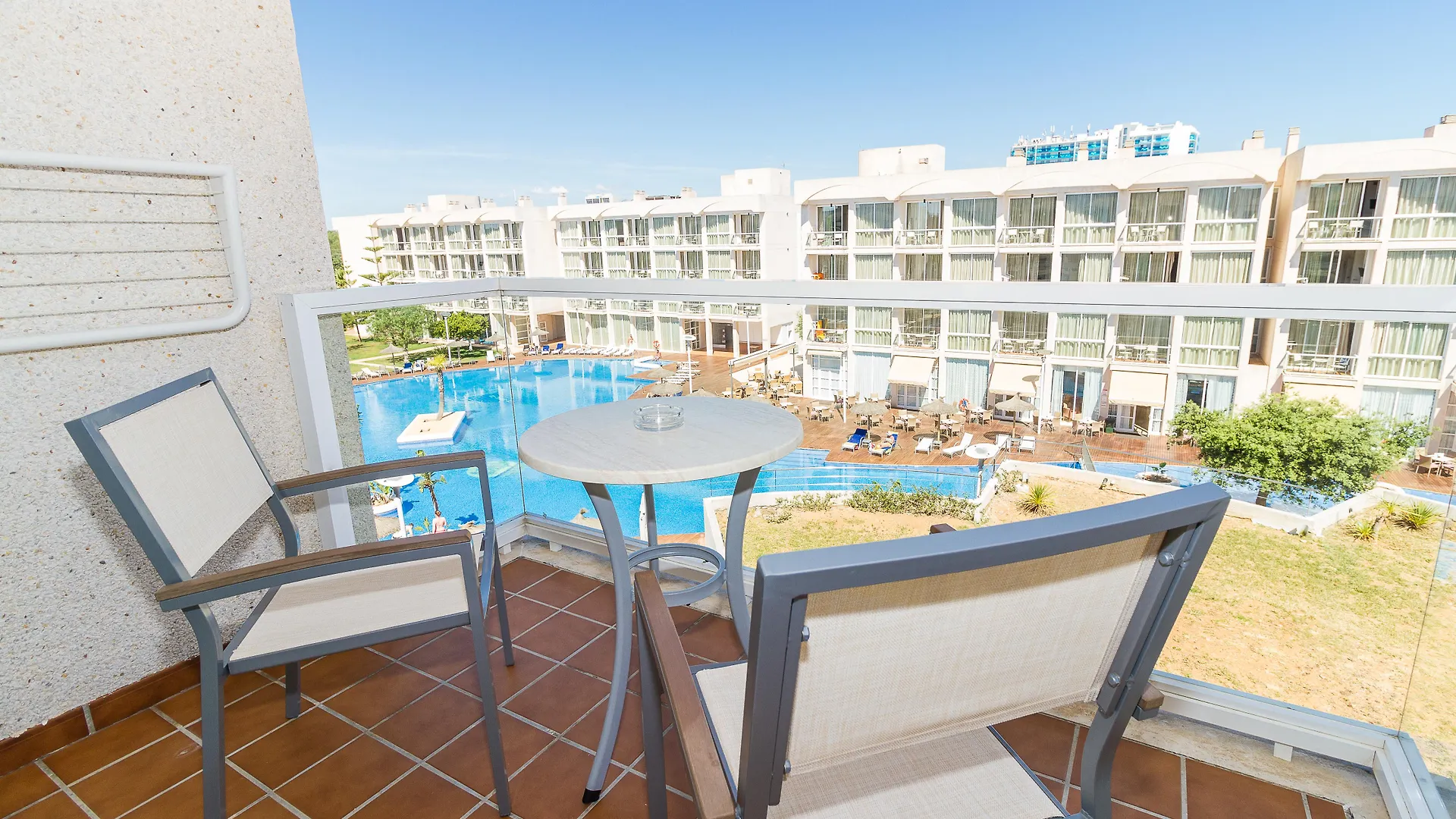 Zafiro Alzinar Mar Adults Only - Refurbished 2025 Apartment Can Picafort  Can Picafort (Mallorca)
