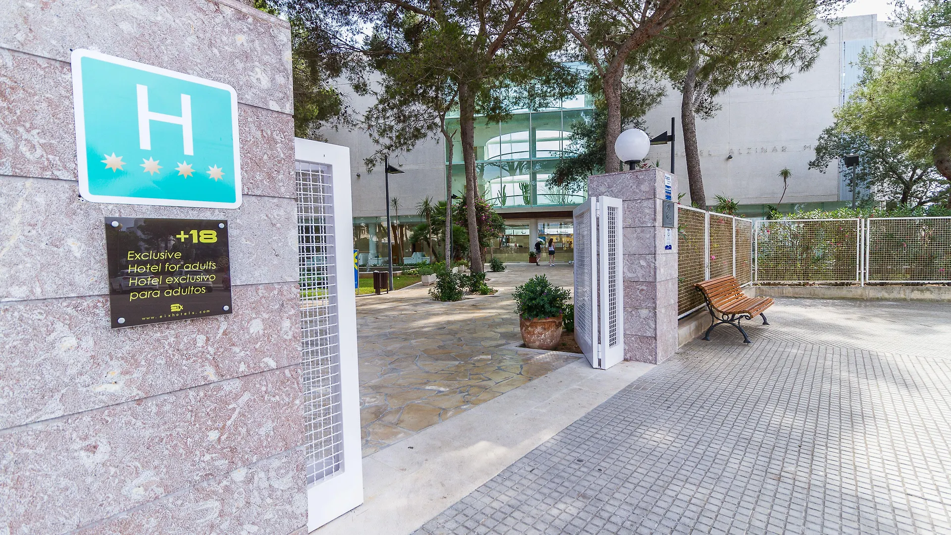 Zafiro Alzinar Mar Adults Only - Refurbished 2025 Apartment Can Picafort