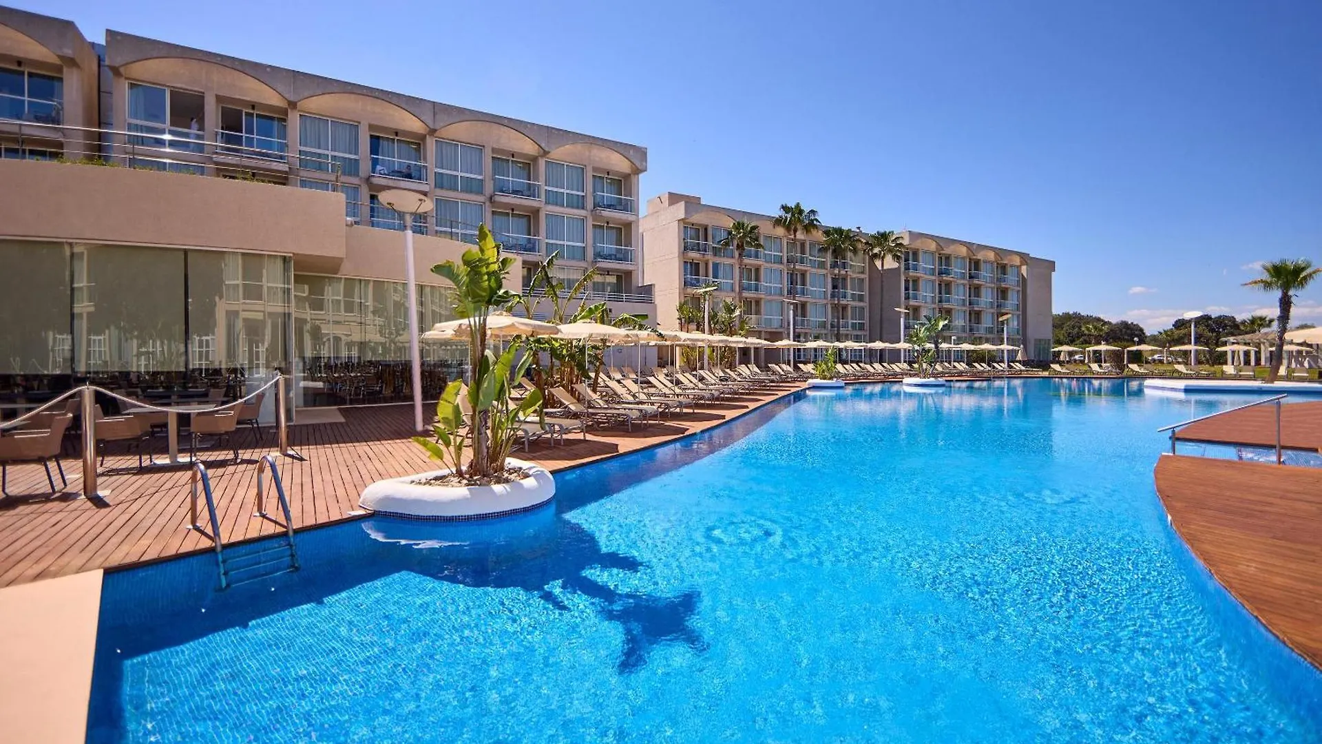 Zafiro Alzinar Mar Adults Only - Refurbished 2025 Apartment Can Picafort  0*, Can Picafort (Mallorca) Spain