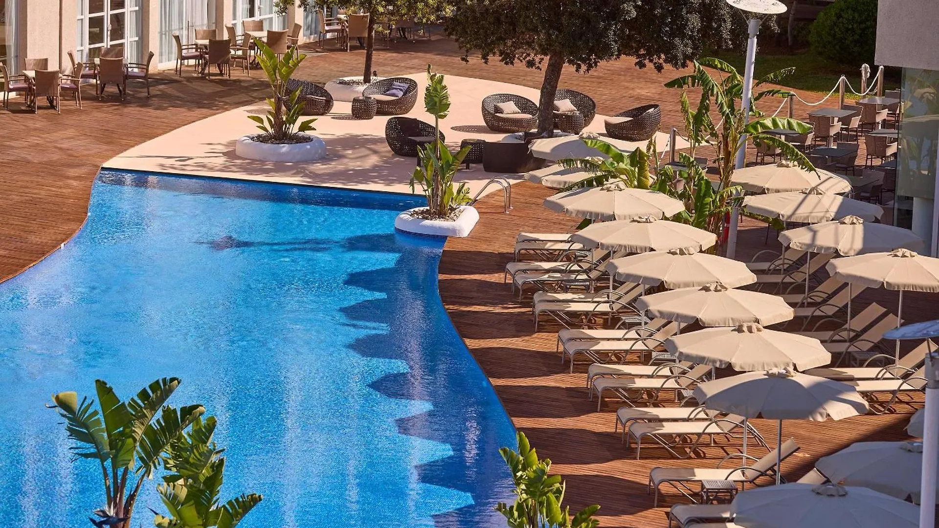 Zafiro Alzinar Mar Adults Only - Refurbished 2025 Apartment Can Picafort  0*, Can Picafort (Mallorca)