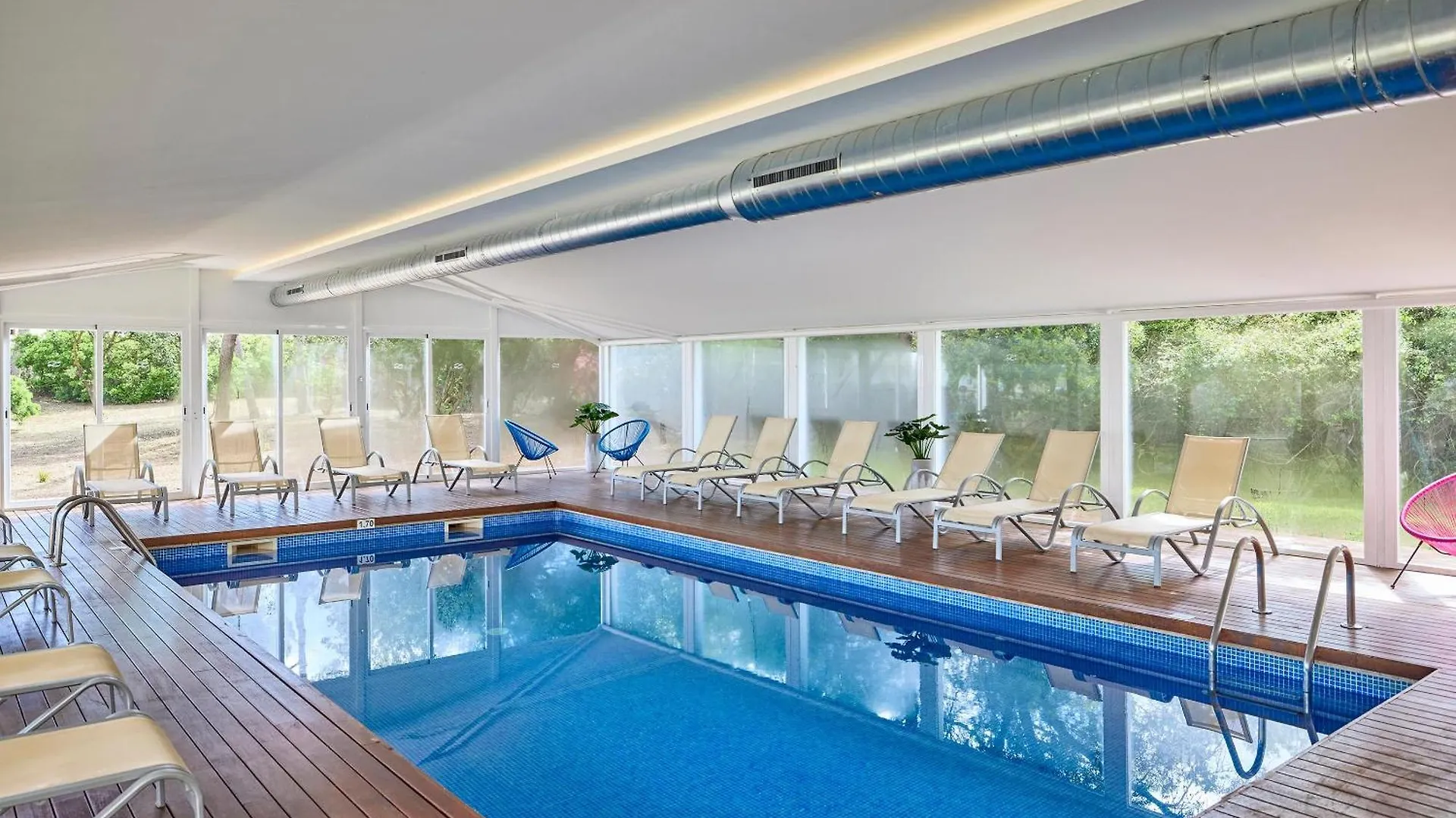 Zafiro Alzinar Mar Adults Only - Refurbished 2025 Apartment Can Picafort  Spain