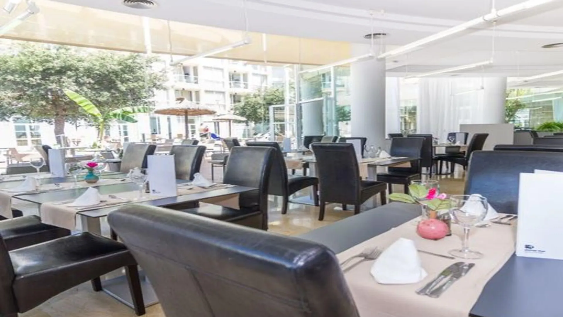 Zafiro Alzinar Mar Adults Only - Refurbished 2025 Appartement Can Picafort  Spanje