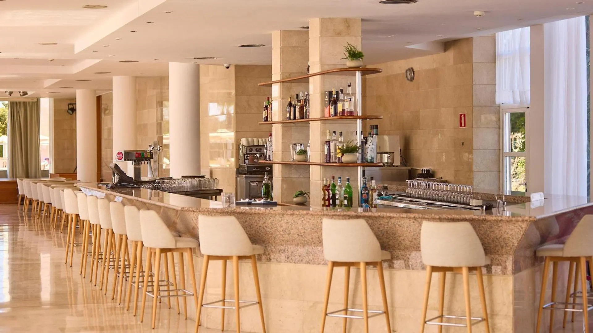 Zafiro Alzinar Mar Adults Only - Refurbished 2025 Apartment Can Picafort  0*, Can Picafort (Mallorca) Spain