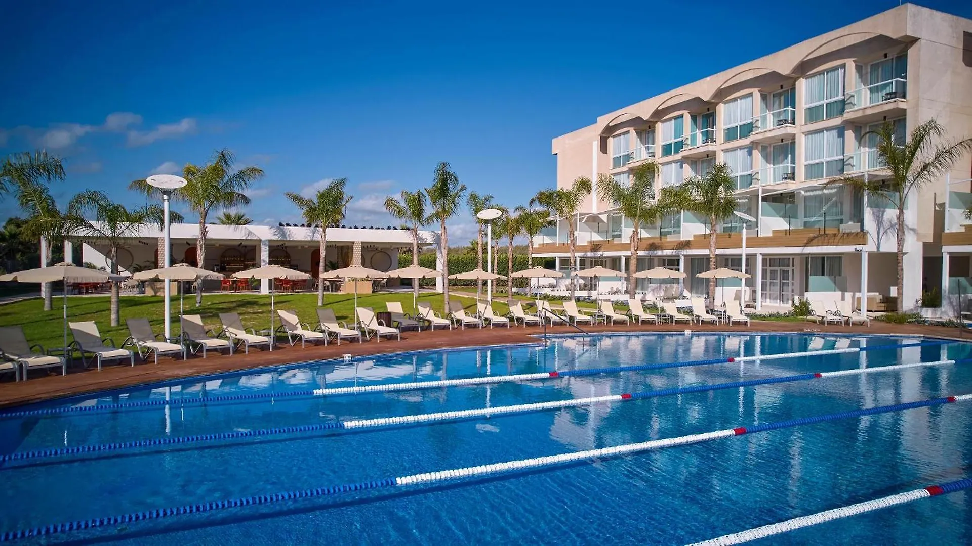 Zafiro Alzinar Mar Adults Only - Refurbished 2025 Apartment Can Picafort  Spain