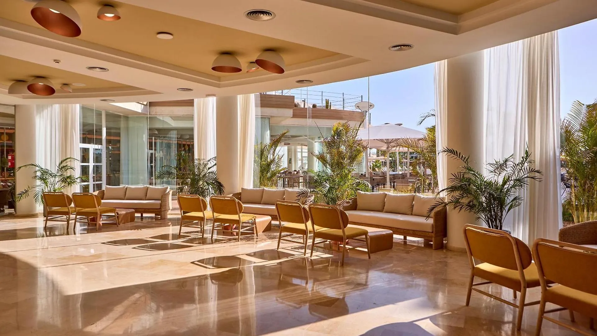 Zafiro Alzinar Mar Adults Only - Refurbished 2025 Apartment Can Picafort  0*, Can Picafort (Mallorca)
